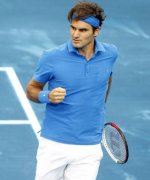 Federer und Williams siegen auf dem blauen Sand von Madrid